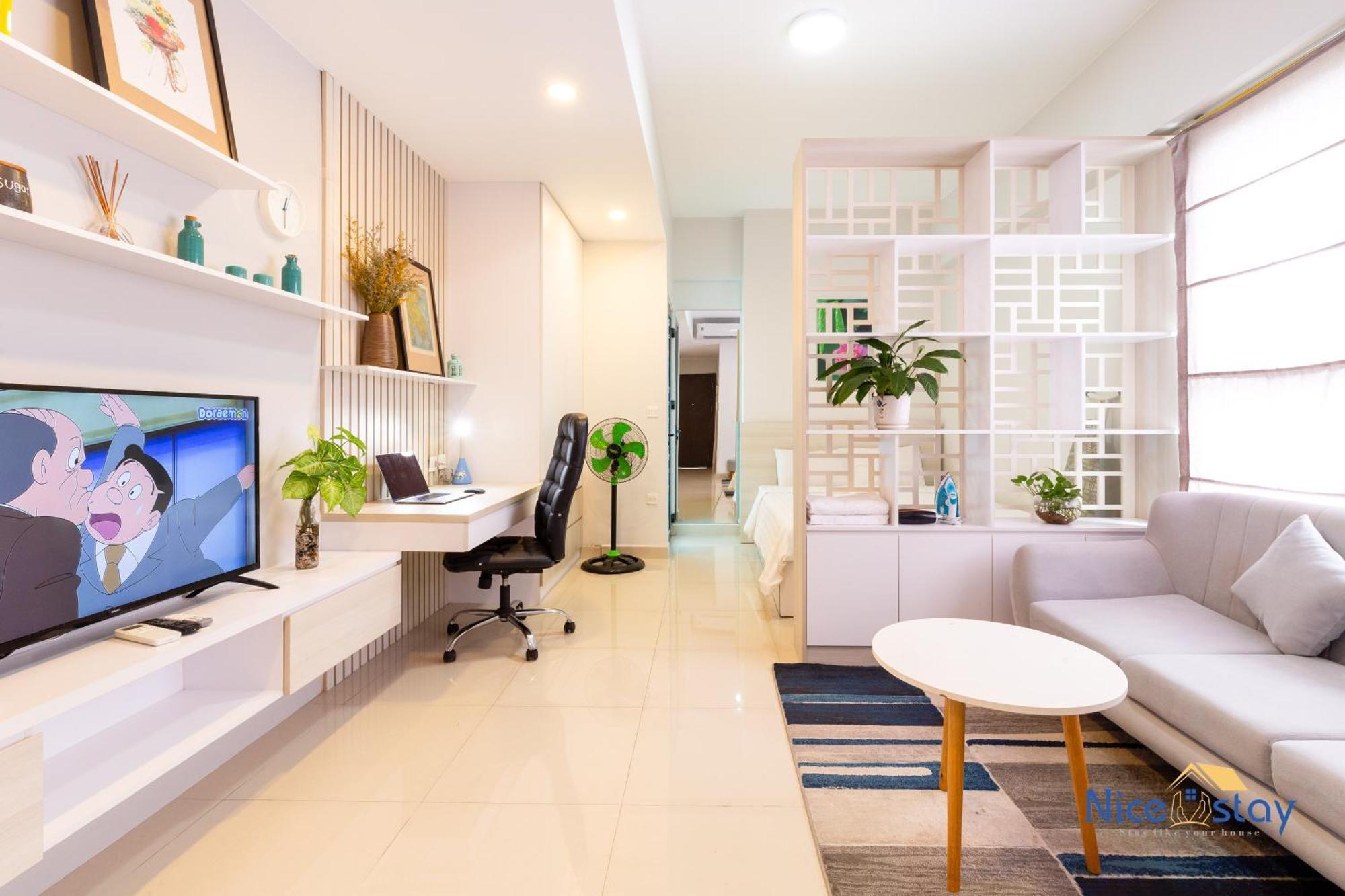 - Botanica Premier Apartment *
