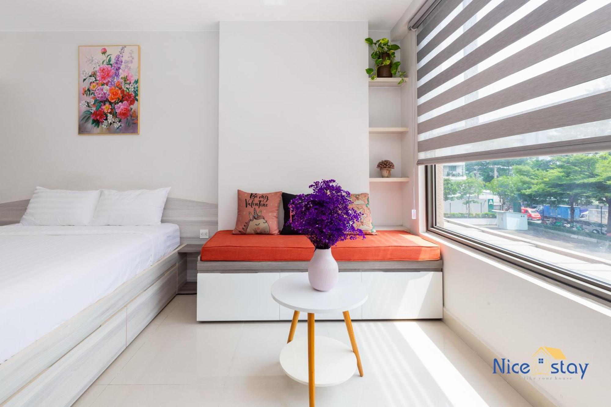 - Botanica Premier Apartment *