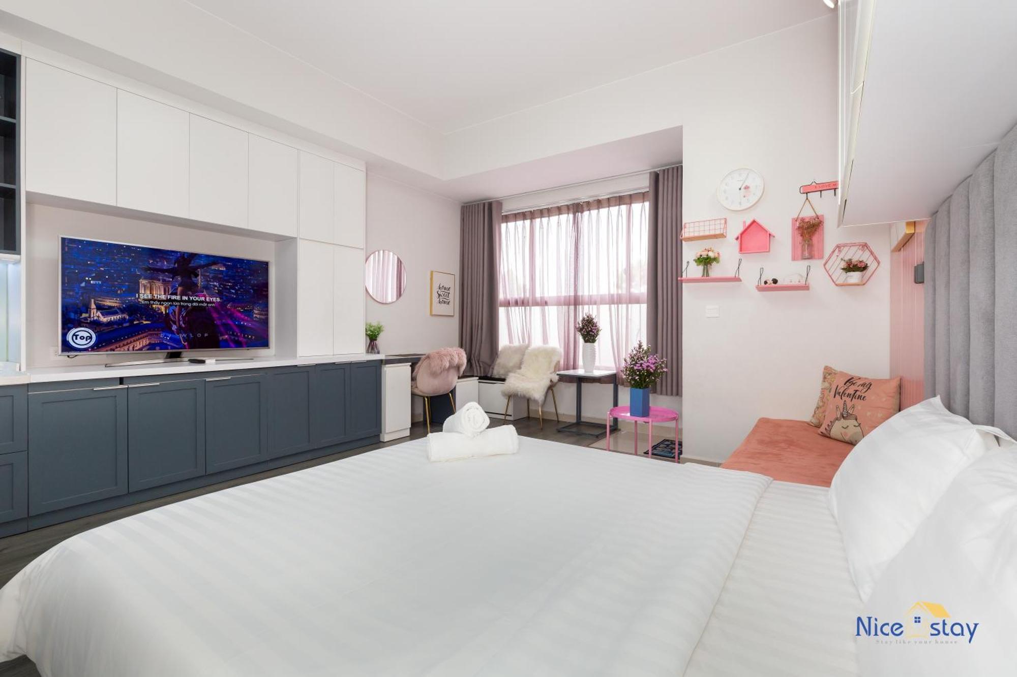 - Botanica Premier Apartment *