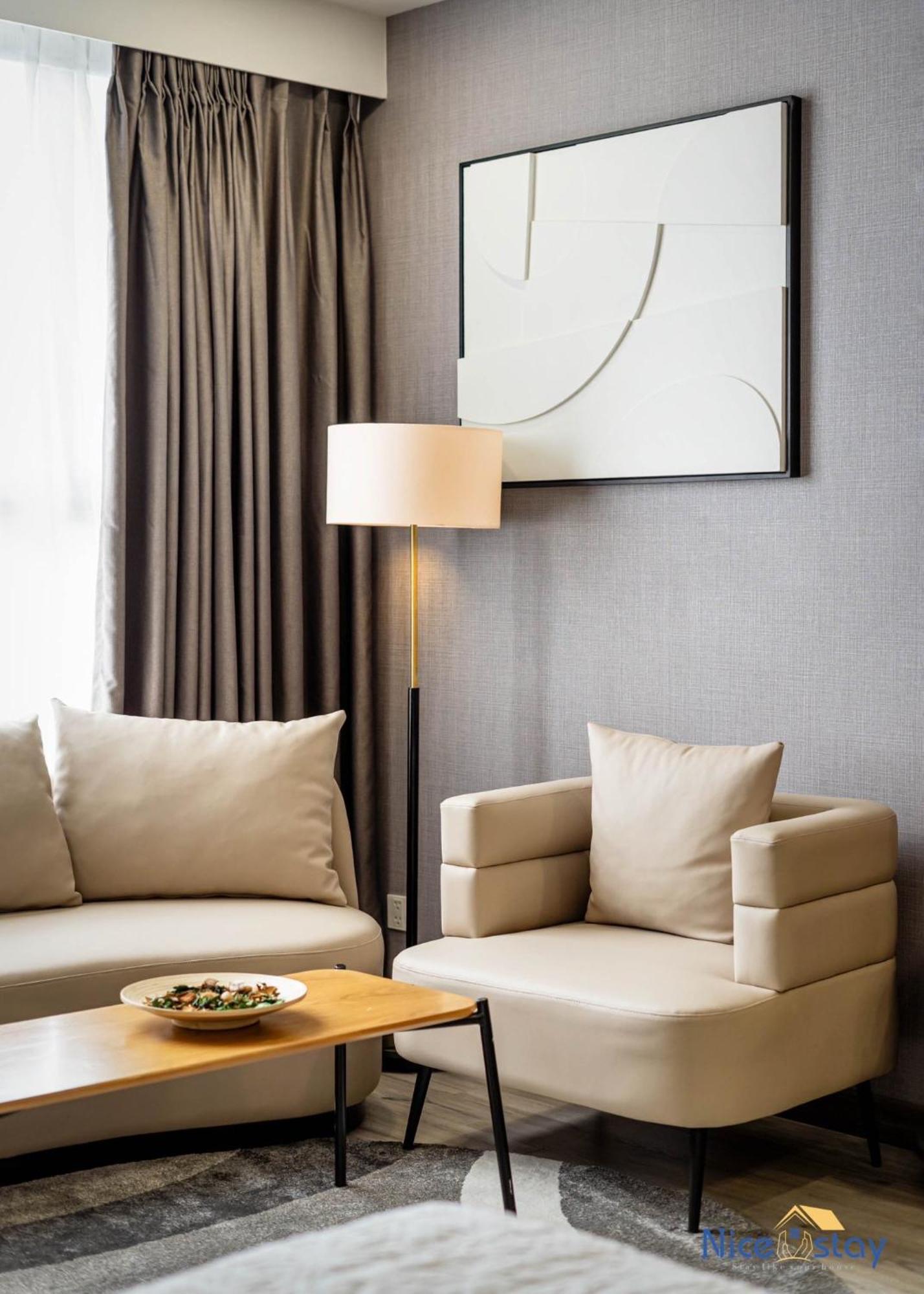 - Botanica Premier Apartment